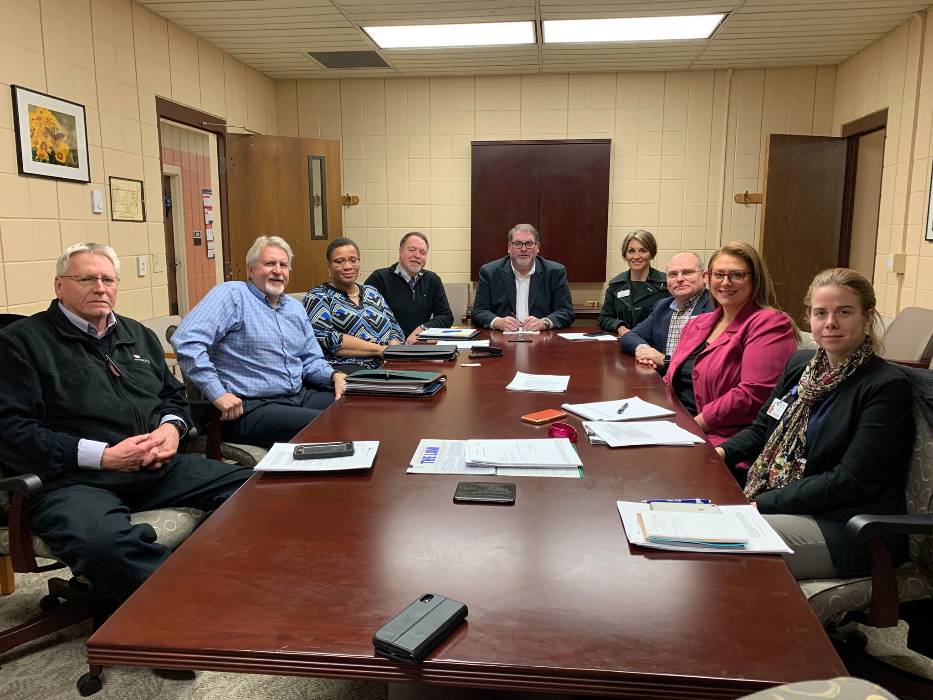 Representatives from Southeast, ARC, and the USDA meet to discuss the grant award: From L: Cumberland Campus Director Lige Buell; USDA representatives Jeff Jones, Cheryl Clay, and Mark Mason; Southeast President Vic Adams; Southeast VP of Student Affairs Rebecca Parrott; Southeast VP of Academic Affairs Joel Michaelis; Southeast VP of Advancement Michelle Dykes-Anderson: and Southeast grant writer Carrie Billett.