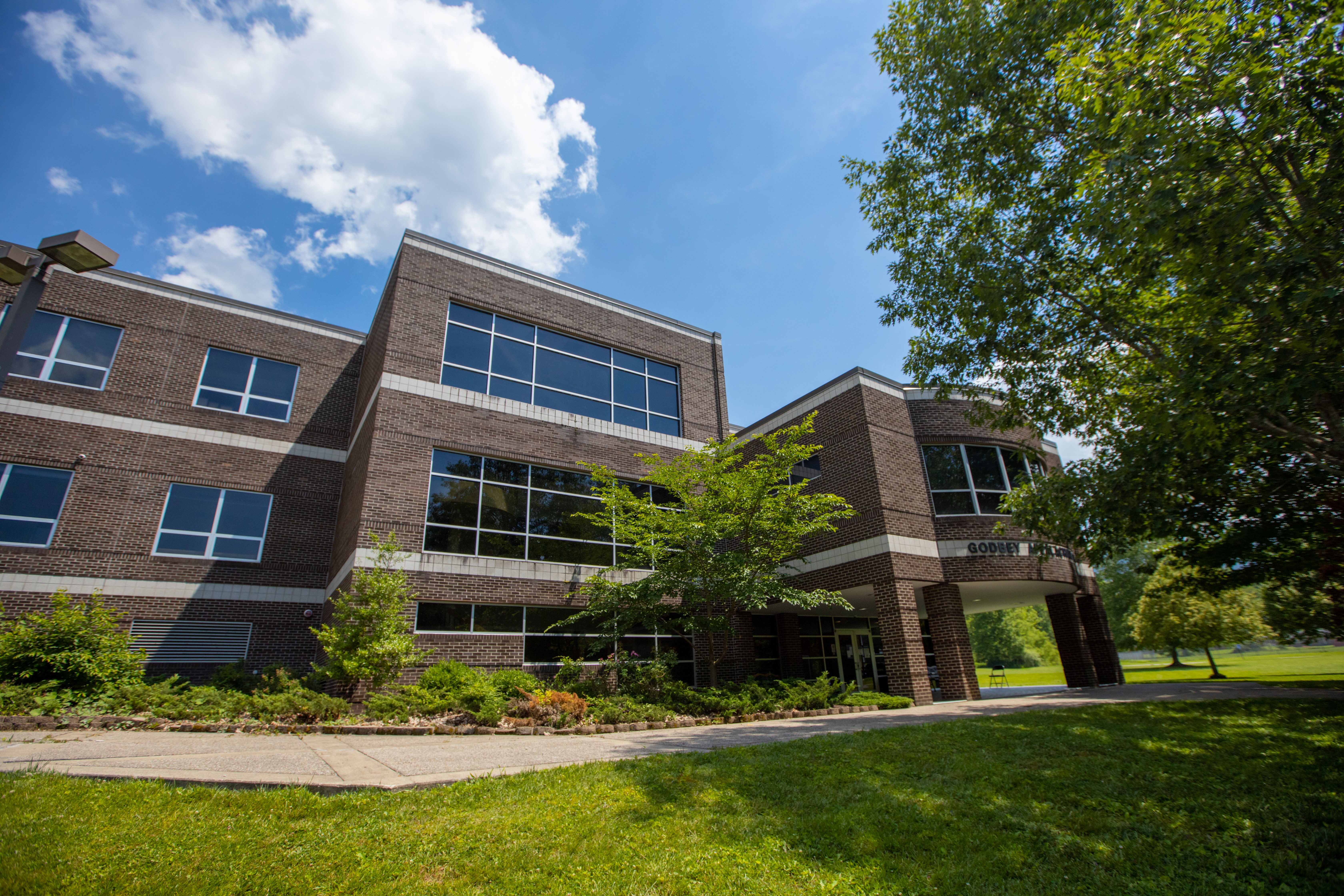 picture of a building on SKCTC campus